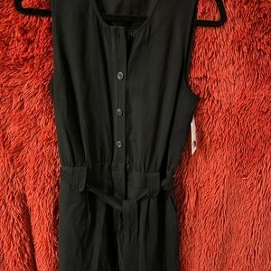 Nine West Cute Black short set